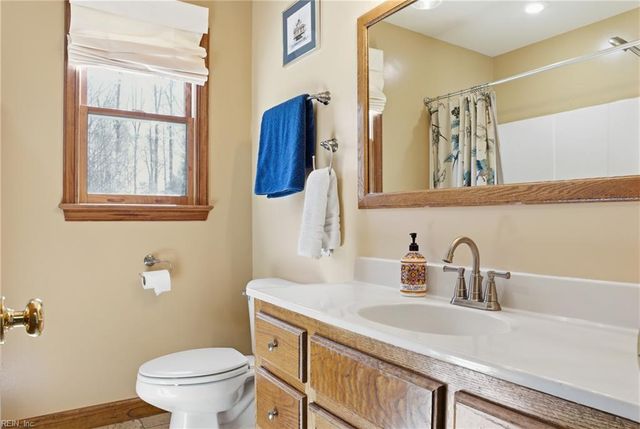 9467 Dutton RD, Dutton, VA 23050