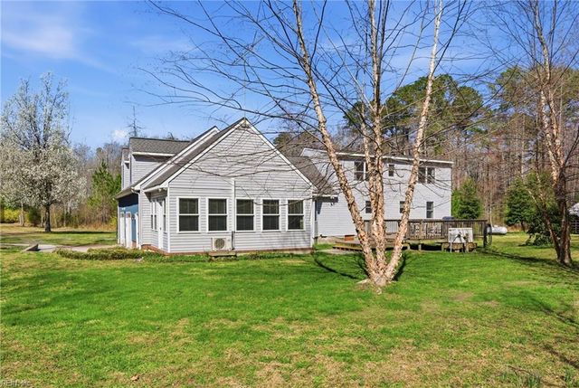 9467 Dutton RD, Dutton, VA 23050