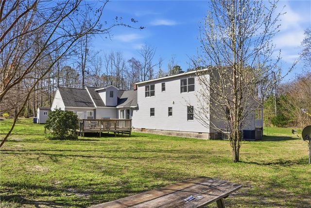 9467 Dutton RD, Dutton, VA 23050