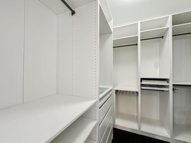 10 Pilot Rock Place, Tomball, TX 77375