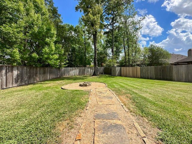 10 Pilot Rock Place, Tomball, TX 77375