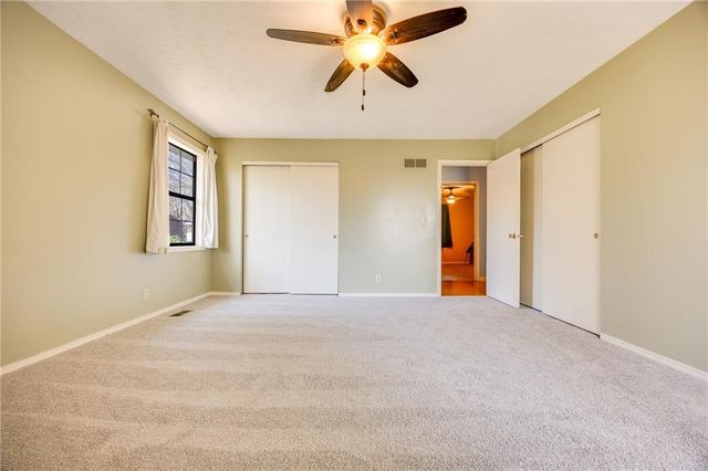 3421 W 10th Place, Lawrence, KS 66049