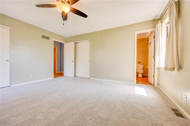 3421 W 10th Place, Lawrence, KS 66049