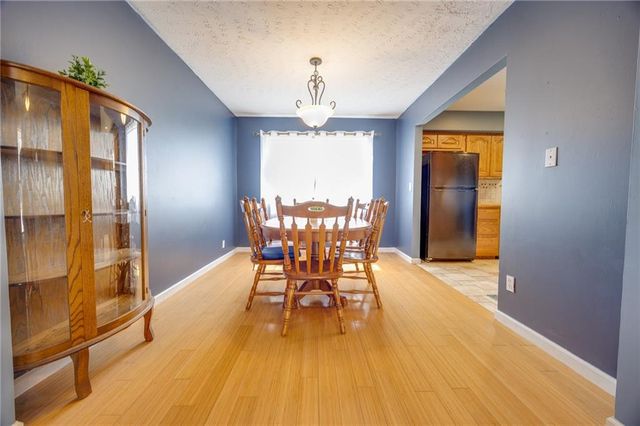 3421 W 10th Place, Lawrence, KS 66049