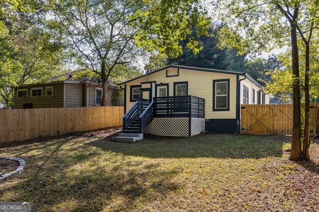 655 S Grand Avenue NW, Atlanta, GA 30318