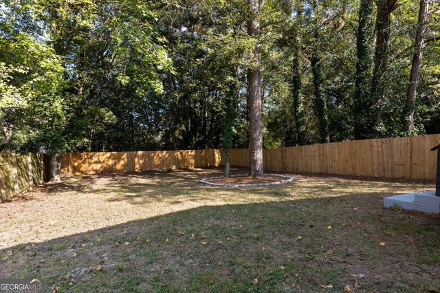 655 S Grand Avenue NW, Atlanta, GA 30318