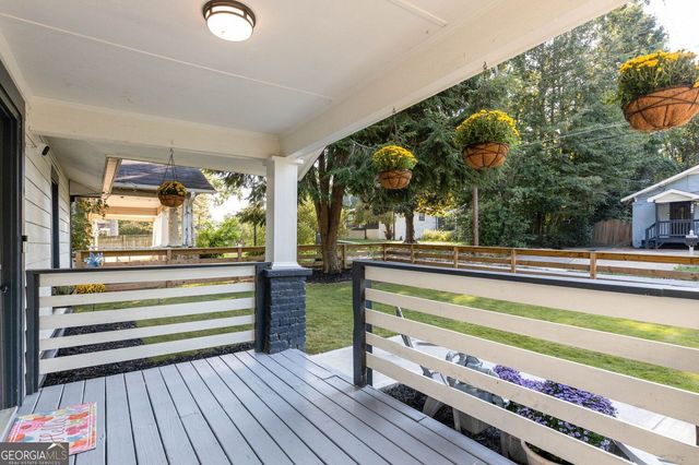 655 S Grand Avenue NW, Atlanta, GA 30318