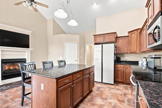 478 E Sequoia Street, Republic, MO 65738