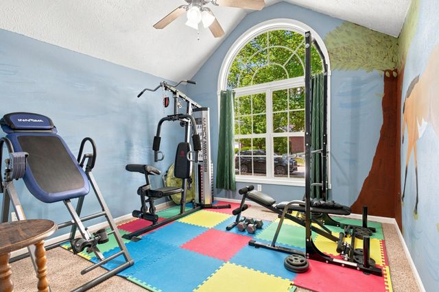 478 E Sequoia Street, Republic, MO 65738