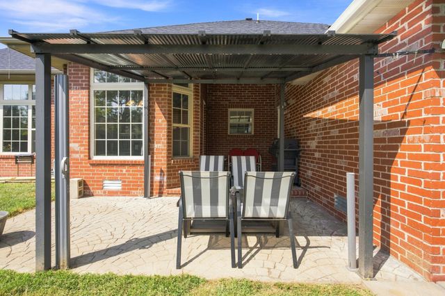 478 E Sequoia Street, Republic, MO 65738