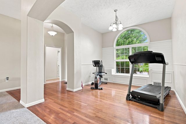 478 E Sequoia Street, Republic, MO 65738