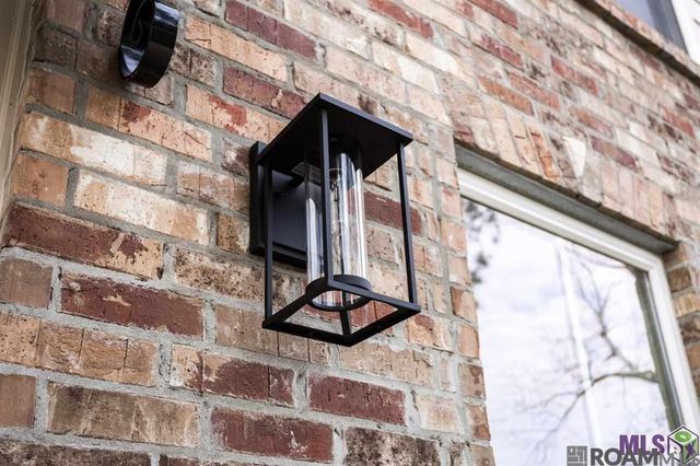 5704 Goodwood Crossing Ln, Baton Rouge, LA 70806