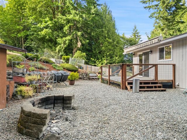9435 Echo Valley Road NW, Bremerton, WA 98312