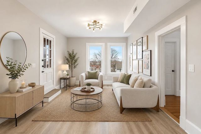 187 Neponset Ave 2, Boston, MA 02122