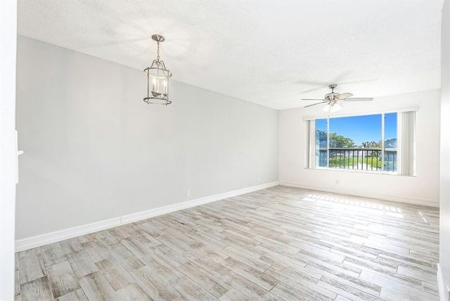 911 Twin Lakes Drive 3-N, Coral Springs, FL 33071