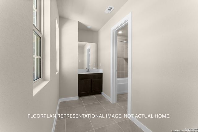 10418 Hotspur Road, Converse, TX 78109