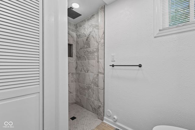 1225 Hathaway Drive, Indianapolis, IN 46229
