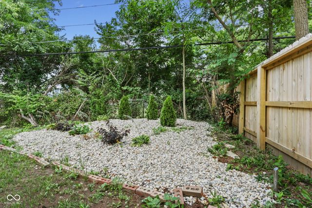 1225 Hathaway Drive, Indianapolis, IN 46229
