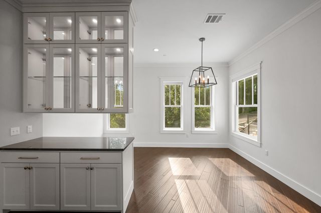 5102 Beverly Hills DR, Austin, TX 78731