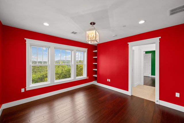 5102 Beverly Hills DR, Austin, TX 78731