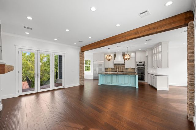 5102 Beverly Hills DR, Austin, TX 78731