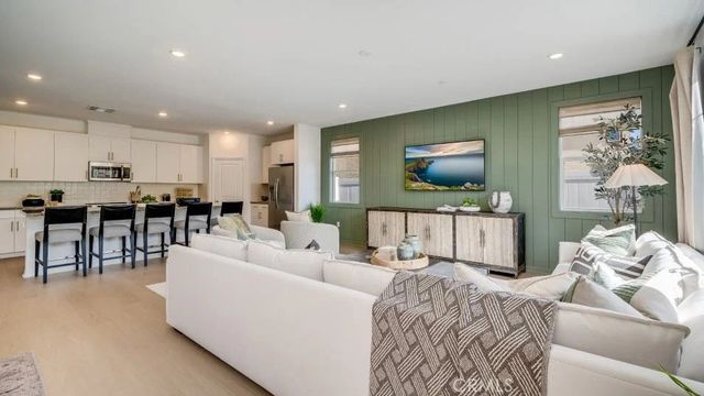 315 Grand Sky Road, Perris, CA 92570