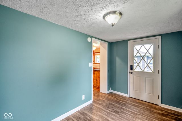217 Lebanon Street, Lizton, IN 46149