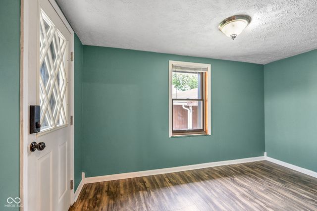 217 Lebanon Street, Lizton, IN 46149