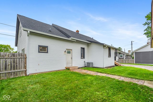 217 Lebanon Street, Lizton, IN 46149
