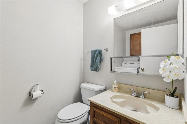 1500 Evergreen Avenue 26, Mission, TX 78572