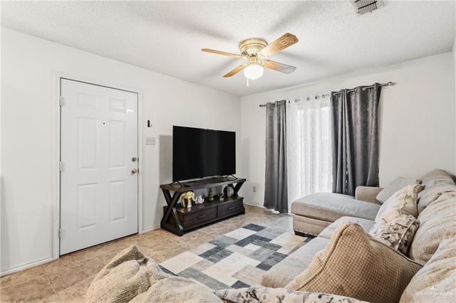 1500 Evergreen Avenue 26, Mission, TX 78572