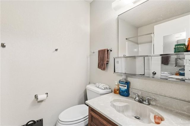 1500 Evergreen Avenue 26, Mission, TX 78572