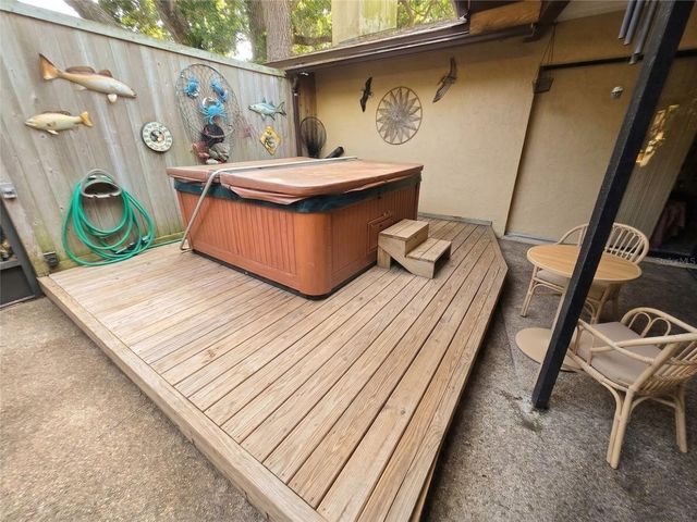 14 HARBOR POINT PLACE, Safety Harbor, FL 34695