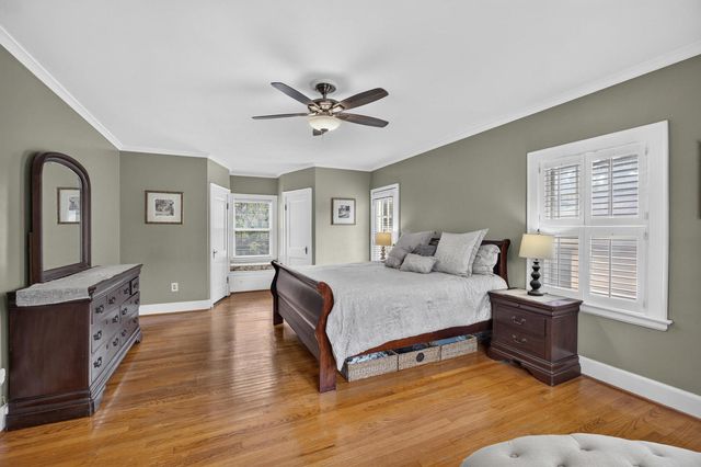 327 McClellan Boulevard, Davenport, IA 52803