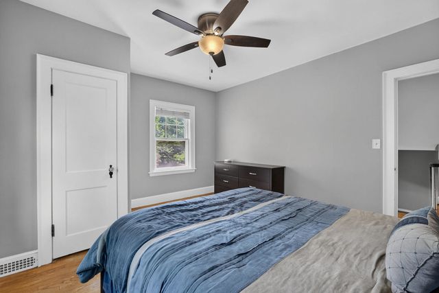 327 McClellan Boulevard, Davenport, IA 52803
