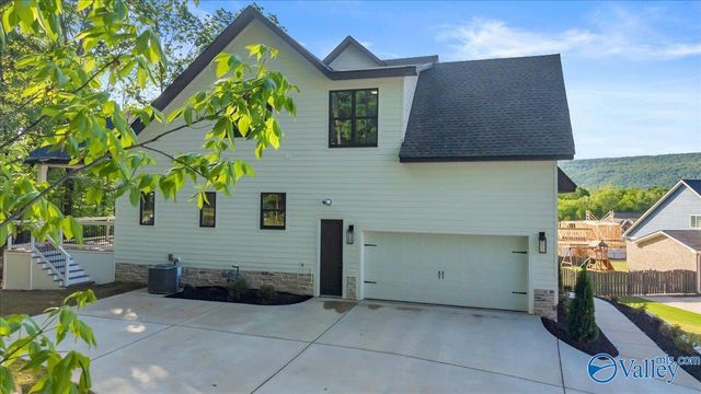 44 Abby Glen Way, Gurley, AL 35748