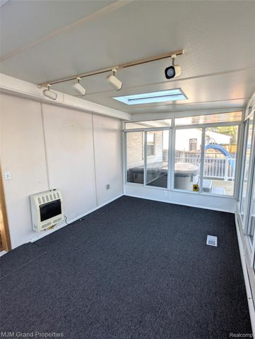 16103 Meadow Drive, Romulus, MI 48174