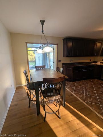 16103 Meadow Drive, Romulus, MI 48174