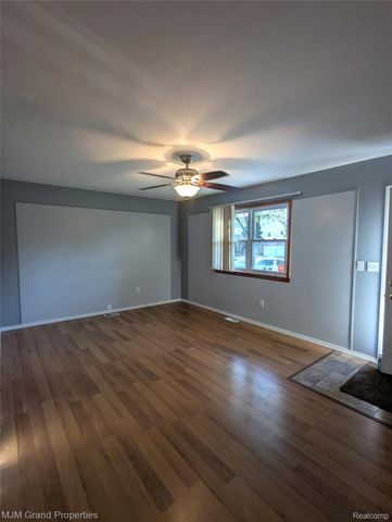 16103 Meadow Drive, Romulus, MI 48174