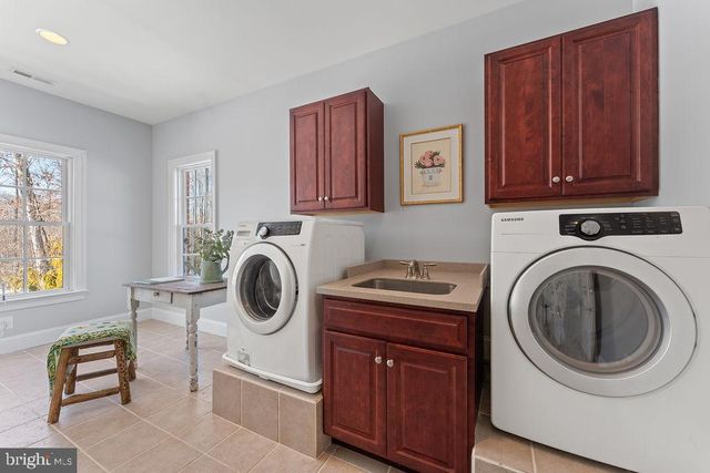 13611 KALMBACKS MILL DR, Fredericksburg, VA 22407