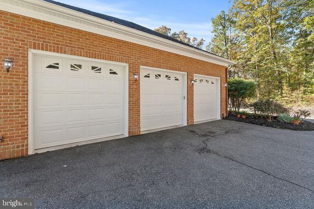 13611 KALMBACKS MILL DR, Fredericksburg, VA 22407