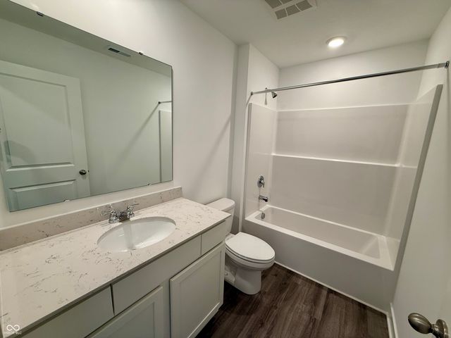 1136 Phillips Drive, Greenfield, IN 46140