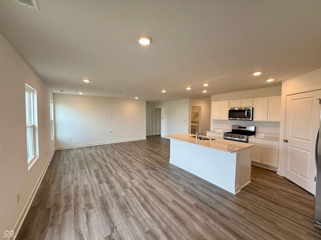 1136 Phillips Drive, Greenfield, IN 46140