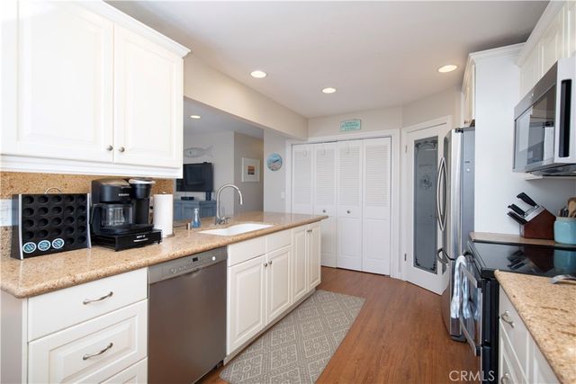 235 Avenida Lobeiro, San Clemente, CA 92672