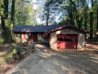 244 Lake Drive, Pine Mountain, GA 31822