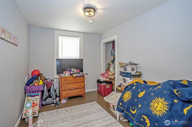 110 Alder Street E, Eatonville, WA 98328