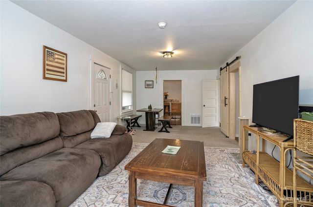 110 Alder Street E, Eatonville, WA 98328