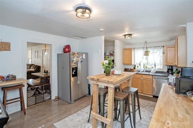 110 Alder Street E, Eatonville, WA 98328