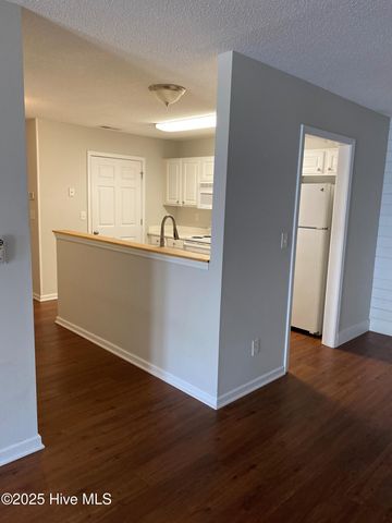 5010 Hunters Trail Unit 2, Wilmington, NC 28405