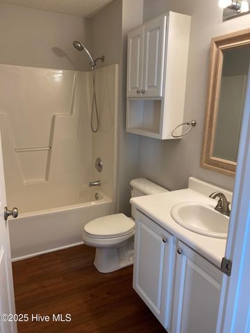 5010 Hunters Trail Unit 2, Wilmington, NC 28405